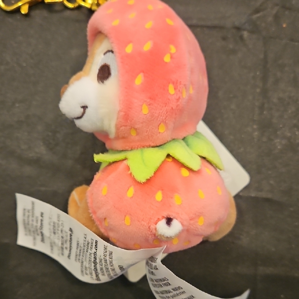 Disney Store Japan "Strawberry Collection" Chip plush keychain - Picture 4 of 6